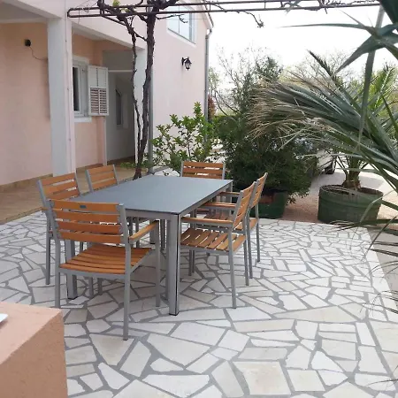 아파트 In Starigrad-paklenica 6772b